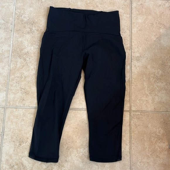 NWOT Lululemon black leggings - Picture 2 of 8
